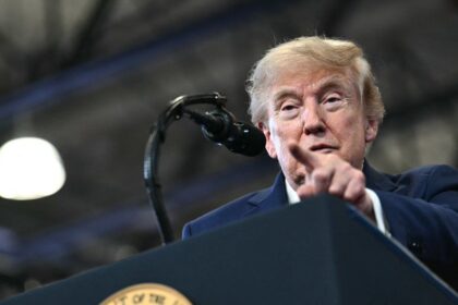 Trump amenaza con bombardear Omán en medio de negociaciones entre EE.UU. e Irán