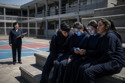 50 iniciativas y 16 estados: México ya legisla redes sociales para menores