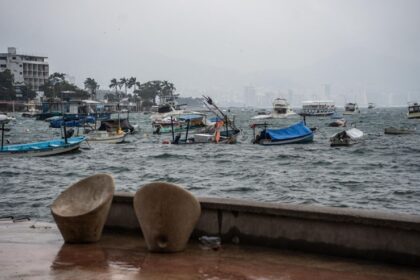 Gobierno refuerza acciones ante huracán ‘Polo’