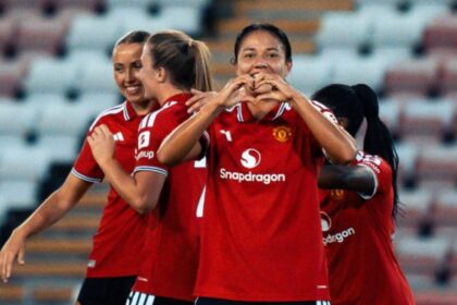 ¡Rebeca Bernal sigue haciendo historia! Anota sus primeros goles con el United